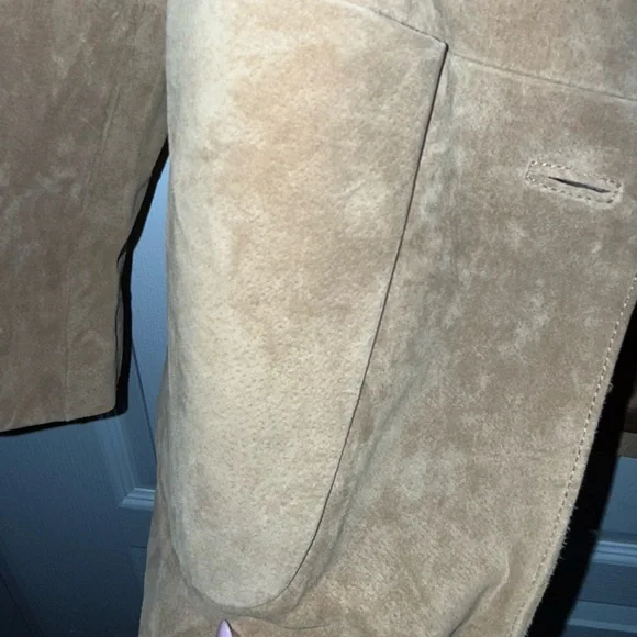 Rumored Suede Yellowstone Coat in Saddle - Picture 3 of 4